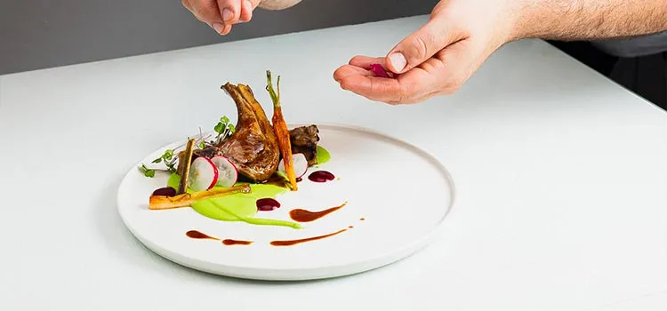 private chef cooking